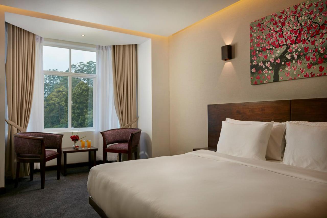 กัลเวย์ ไฮต์ โฮเต็ล Hotel นูวาราเอลิยา ภายนอก รูปภาพ