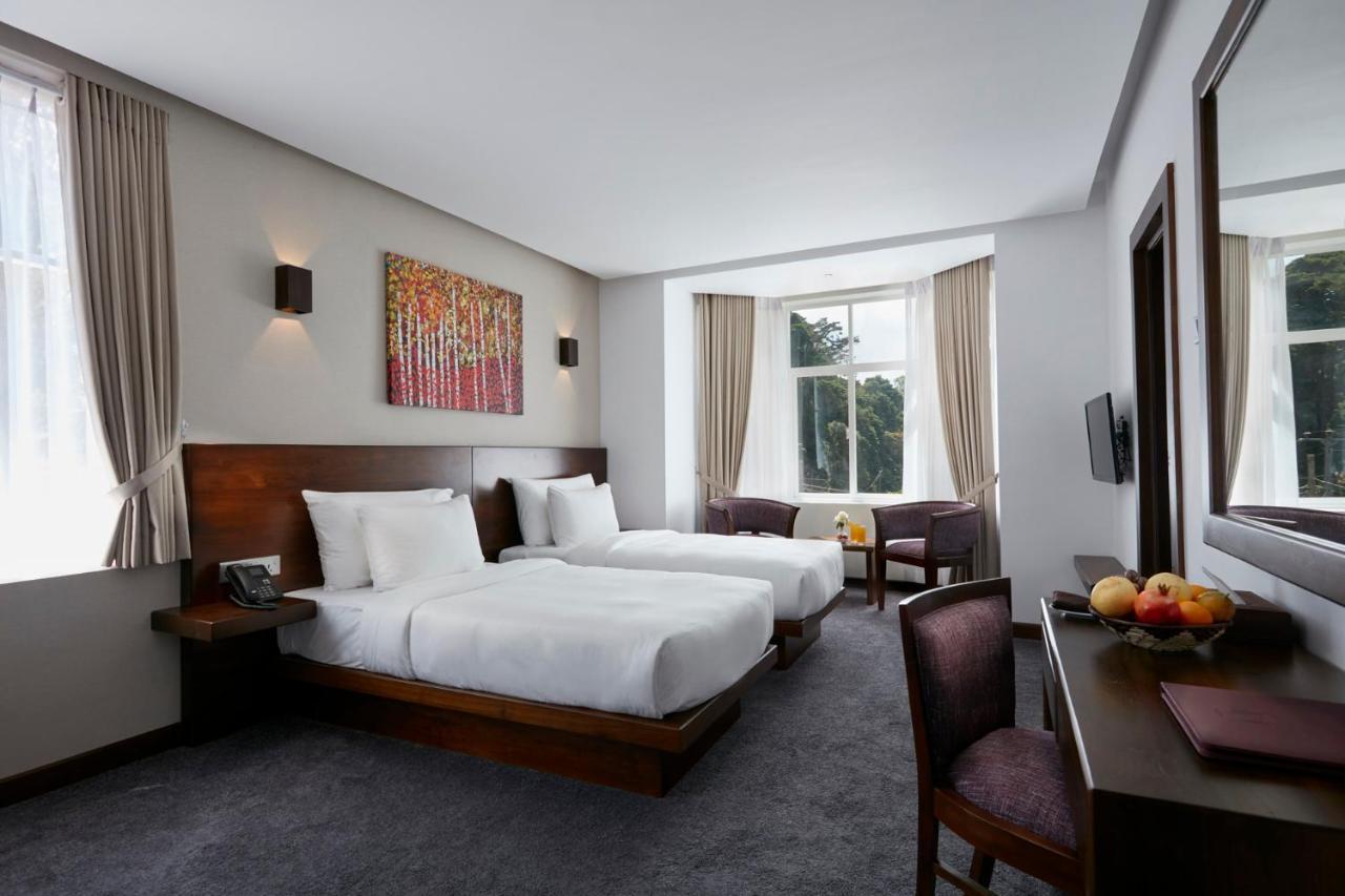 กัลเวย์ ไฮต์ โฮเต็ล Hotel นูวาราเอลิยา ภายนอก รูปภาพ