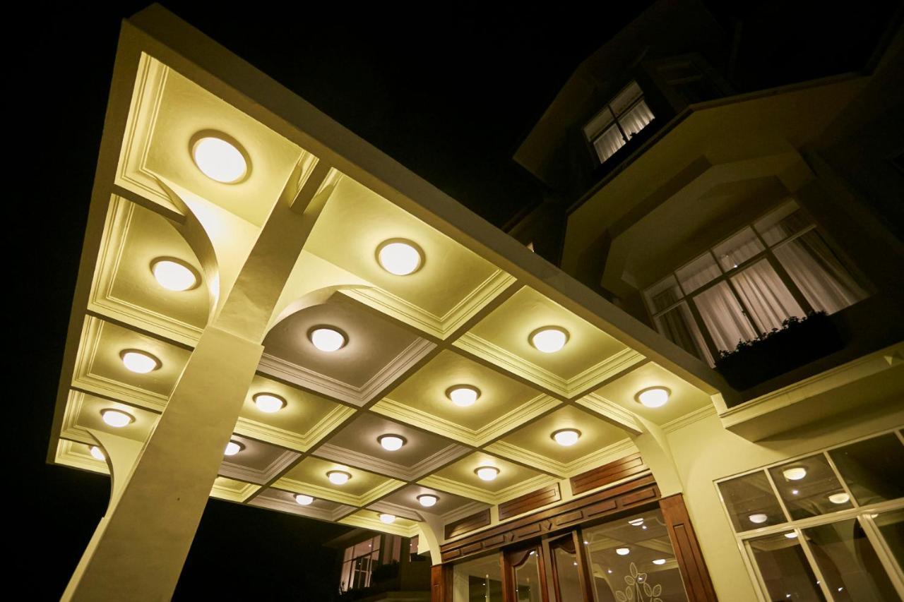 กัลเวย์ ไฮต์ โฮเต็ล Hotel นูวาราเอลิยา ภายนอก รูปภาพ